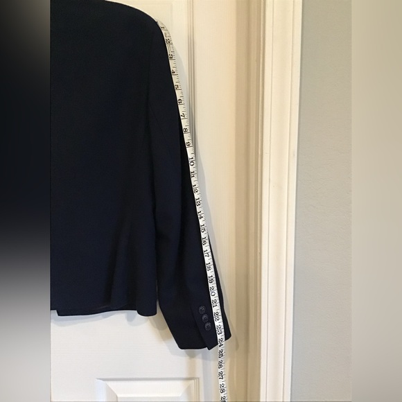 Vintage Navy Blue Womens 2 piece Suit, size 10 - Picture 5 of 11